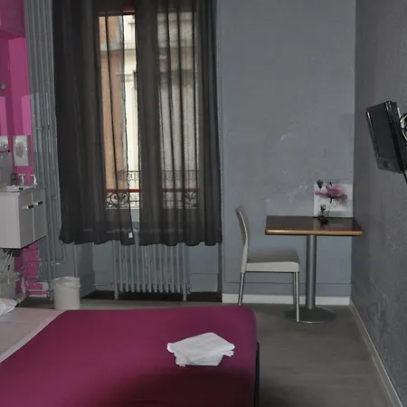 Alize Hotel *